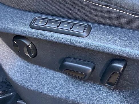 Certified 2024 Volkswagen Tiguan SEL R-Line image 14