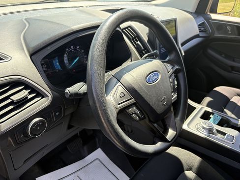 Used 2022 Ford Edge SE AWD/4WD image 29