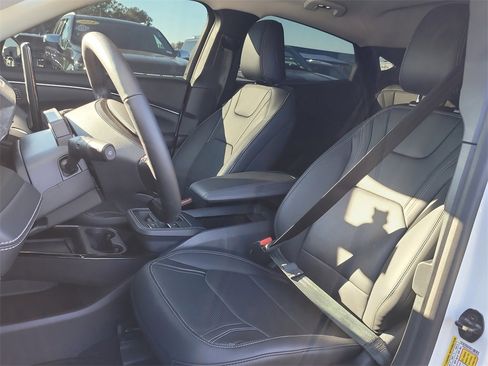 Certified 2025 Ford Mustang Mach-E Premium image 15