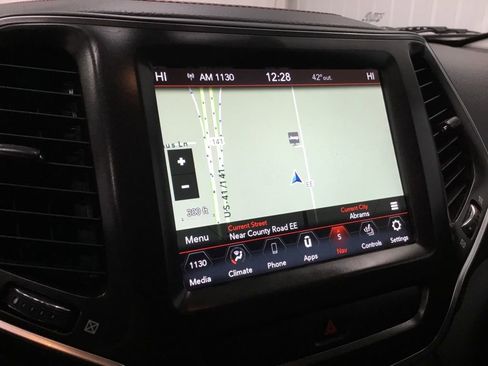 Used 2022 Jeep Cherokee Trailhawk w/ Trailer Tow Group image 24