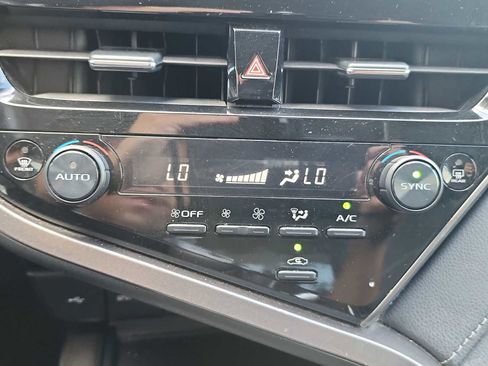 Used 2023 Toyota Camry LE image 19