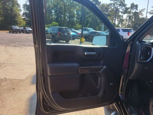 Used 2020 Chevrolet Silverado 1500 RST image 12