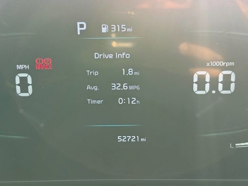 Used 2023 Kia Sportage EX AWD/4WD image 13