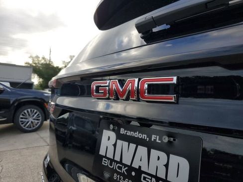 New 2026 GMC Acadia Elevation w/ Elevation Premium Package FWD image 7