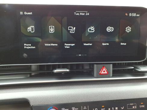 New 2026 Kia Carnival EX FWD image 21