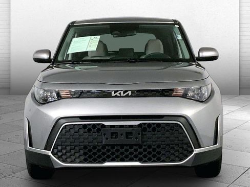 Certified 2025 Kia Soul LX w/ LX Technology Package FWD image 2