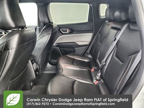 Certified 2024 Jeep Compass Limited image 30