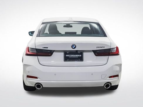 Used 2024 BMW 330i xDrive Sedan w/ Convenience Package AWD/4WD image 4