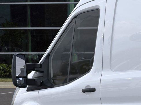 New 2026 Ford Transit 250 148 Medium Roof w/ Load Area Protection Package RWD image 20