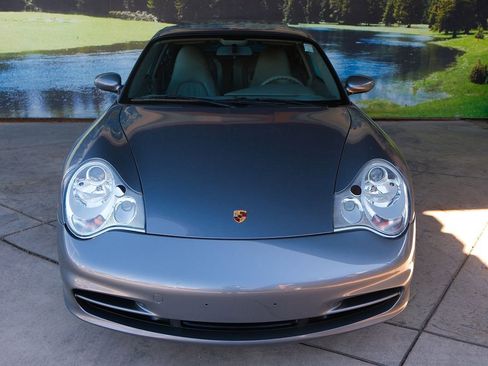 Used 2002 Porsche 911 Carrera image 2