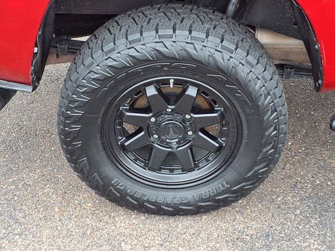 Used 2023 Toyota Tacoma SR image 9