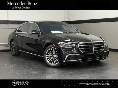 Certified 2026 Mercedes-Benz S 500 4MATIC image 1