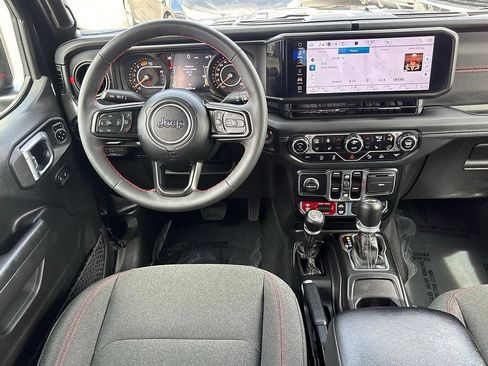 Used 2024 Jeep Wrangler Unlimited Rubicon w/ Safety Group AWD/4WD image 9