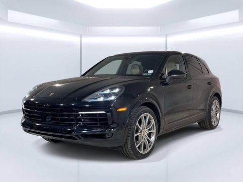 Used 2019 Porsche Cayenne S AWD/4WD image 1