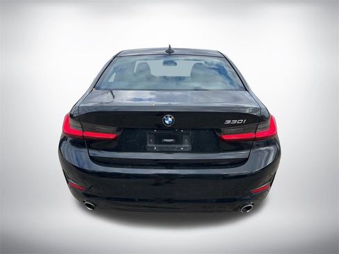 Used 2019 BMW 330i Sedan w/ Convenience Package image 4