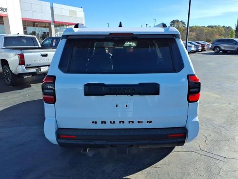 New 2026 Toyota 4Runner SR5 image 4