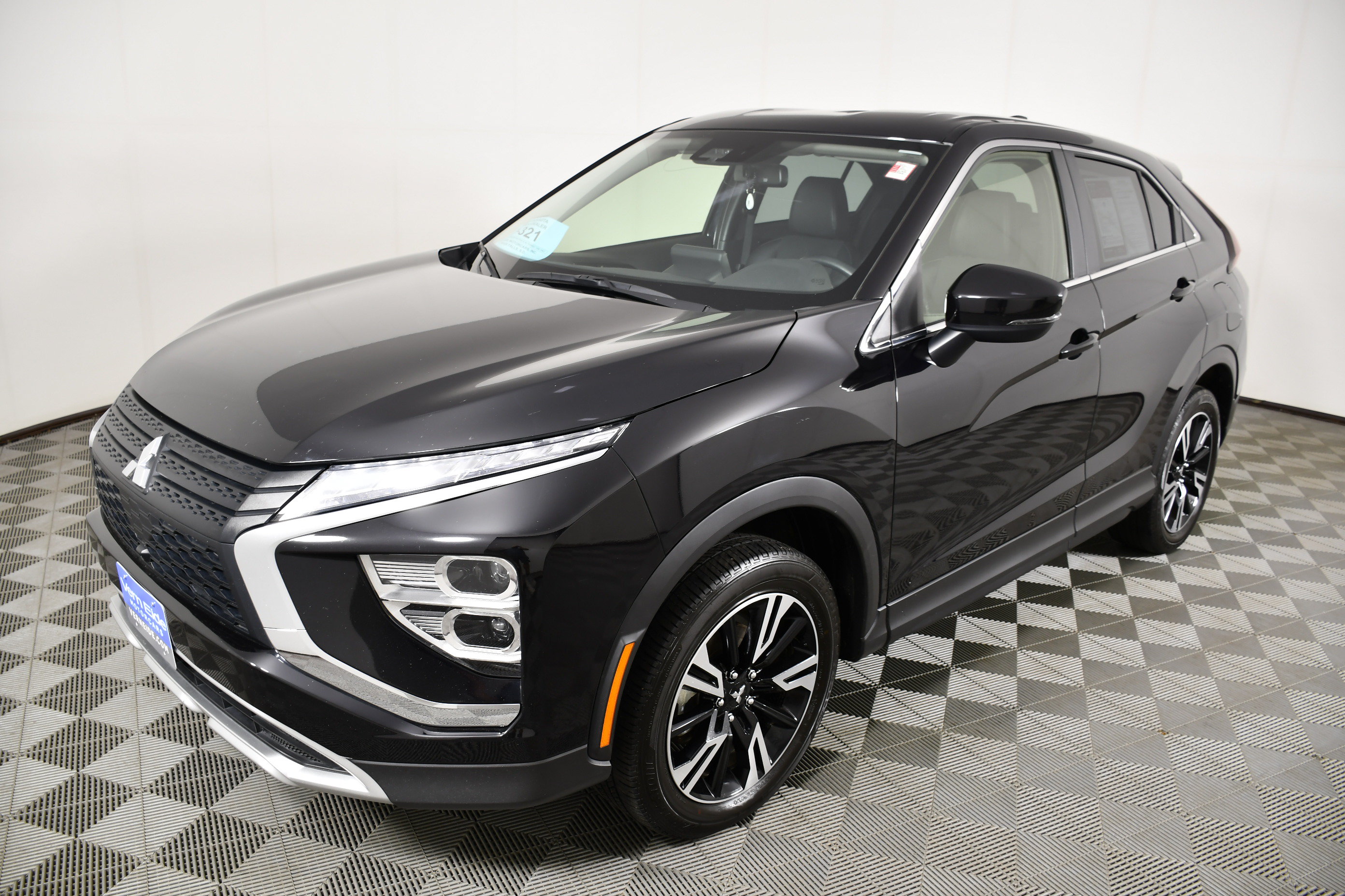 Used 2025 Mitsubishi Eclipse Cross SE AWD/4WD image 10