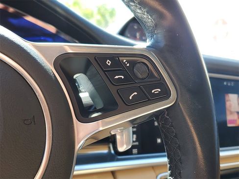 Used 2018 Porsche Panamera 4 w/ Premium Package Plus image 26