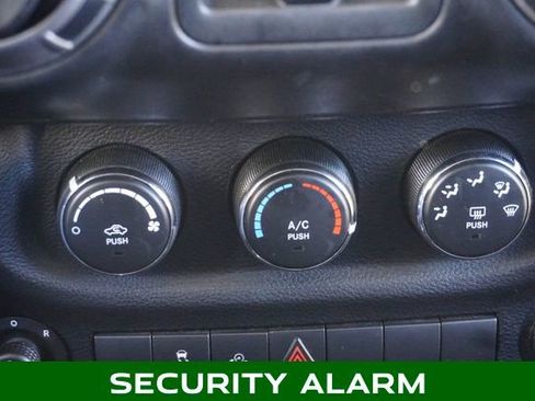 Used 2013 Jeep Wrangler Unlimited Sport image 14