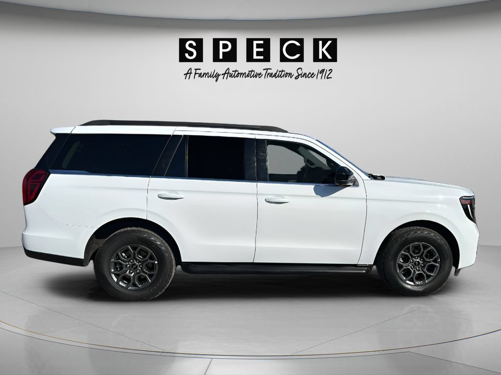 Used 2025 Ford Expedition Active AWD/4WD image 6