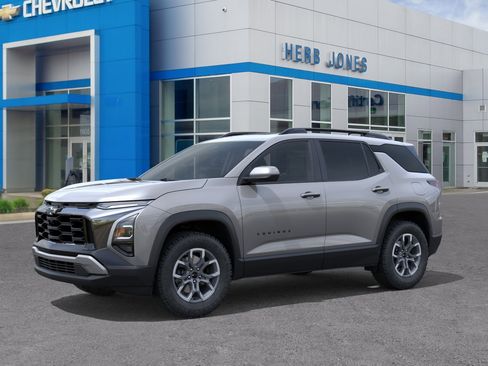 New 2026 Chevrolet Equinox ACTIV AWD/4WD image 2