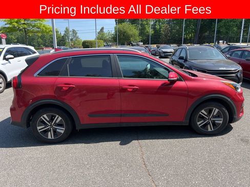 Used 2022 Kia Niro EX Premium FWD image 7