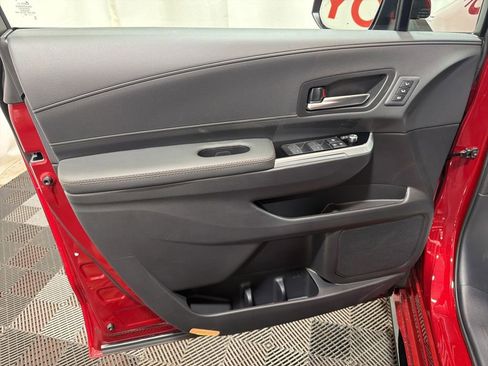 Used 2026 Toyota Sienna Limited AWD/4WD image 22