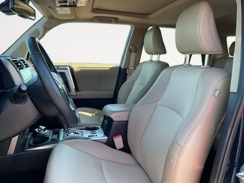 Used 2022 Toyota 4Runner SR5 Premium w/ Moonroof Package AWD/4WD image 13