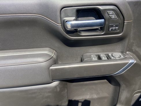 Used 2022 GMC Sierra 1500 AT4 w/ AT4 Premium Package image 13