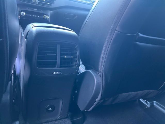 Used 2025 Ford Escape ST-Line Select w/ Tech Pack #1 AWD/4WD image 20