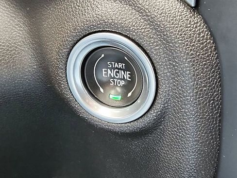 Used 2019 Chevrolet Silverado 1500 RST AWD/4WD image 22