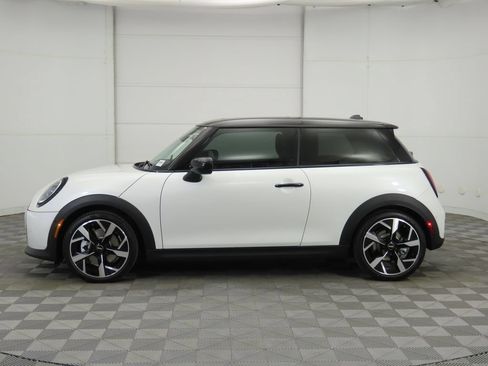 Used 2026 MINI Cooper 2-Door Hardtop FWD image 13