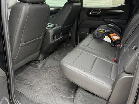 Used 2023 Chevrolet Silverado 1500 RST w/ RST All Star Premium Package AWD/4WD image 4