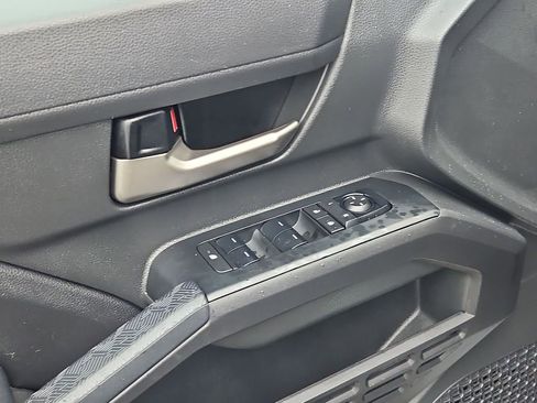 Used 2024 Toyota Tacoma TRD Off-Road image 11