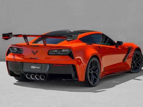 Used 2019 Chevrolet Corvette ZR1 image 3