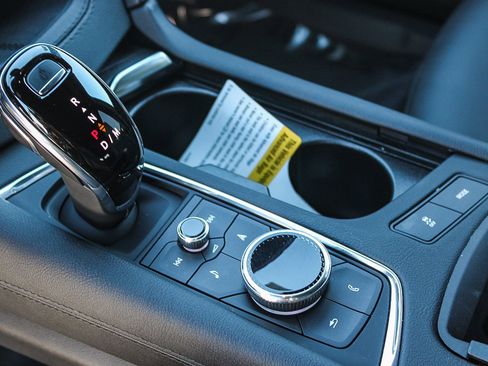 Used 2023 Cadillac XT6 Premium Luxury image 20