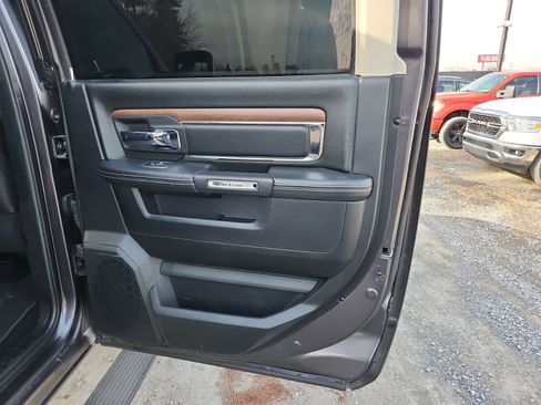 Certified 2016 RAM 1500 Laramie w/ Convenience Group image 23