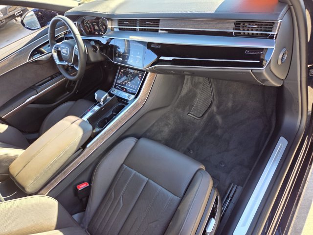Used 2025 Audi A8 L 3.0T w/ Executive Package AWD/4WD image 16