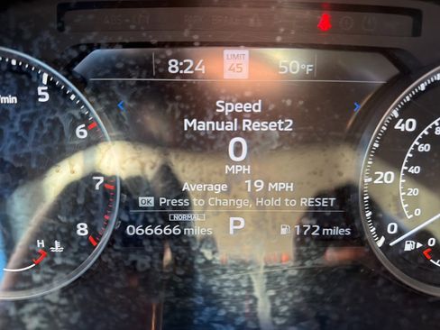 Used 2022 Mitsubishi Outlander SE image 10