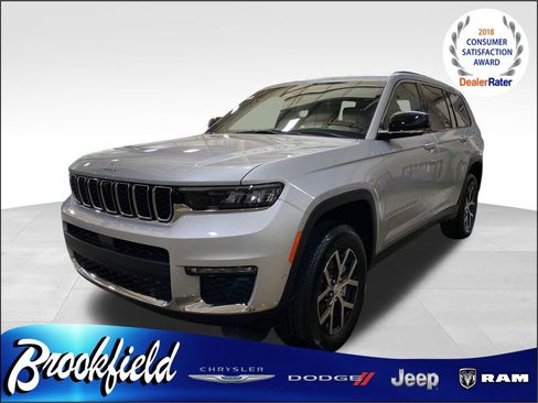 New 2025 Jeep Grand Cherokee L Limited w/ Luxury Tech Group II image 3