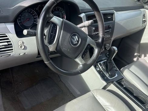 Used 2008 Suzuki XL7 Luxury image 2