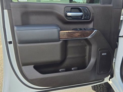 Used 2021 GMC Sierra 3500 Denali w/ Technology Package image 24