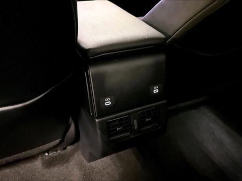 Used 2024 Toyota bZ4X XLE w/ Weather Package image 28