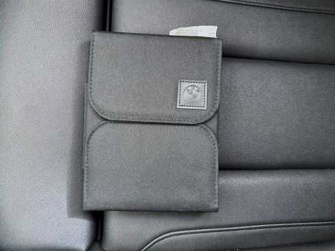 Used 2020 BMW 330i Sedan w/ Convenience Package image 40