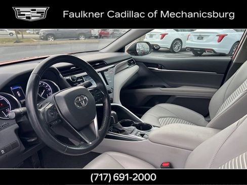 Used 2020 Toyota Camry SE image 17