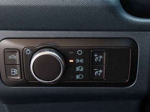 New 2026 Ford Maverick XL image 21