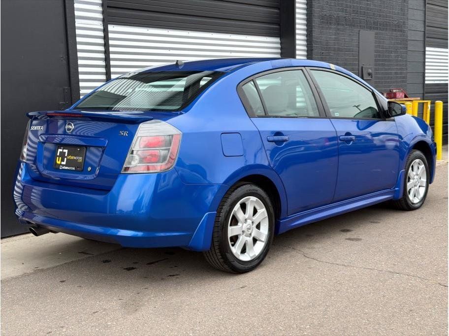 Used 2011 Nissan Sentra 2.0 SR w/ Moonroof Pkg FWD image 9