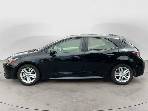 Used 2021 Toyota Corolla SE w/ SE Preferred Package FWD image 8