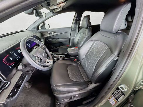Used 2025 Kia Sportage X-Line AWD/4WD image 11