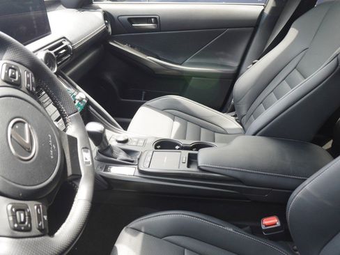 Used 2023 Lexus IS 350 F Sport RWD image 7
